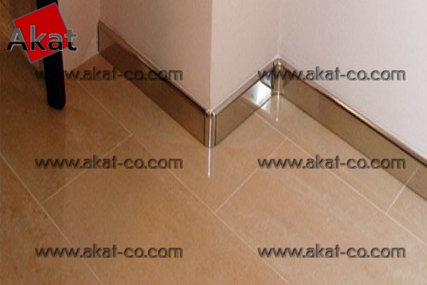 قرنیز استیل